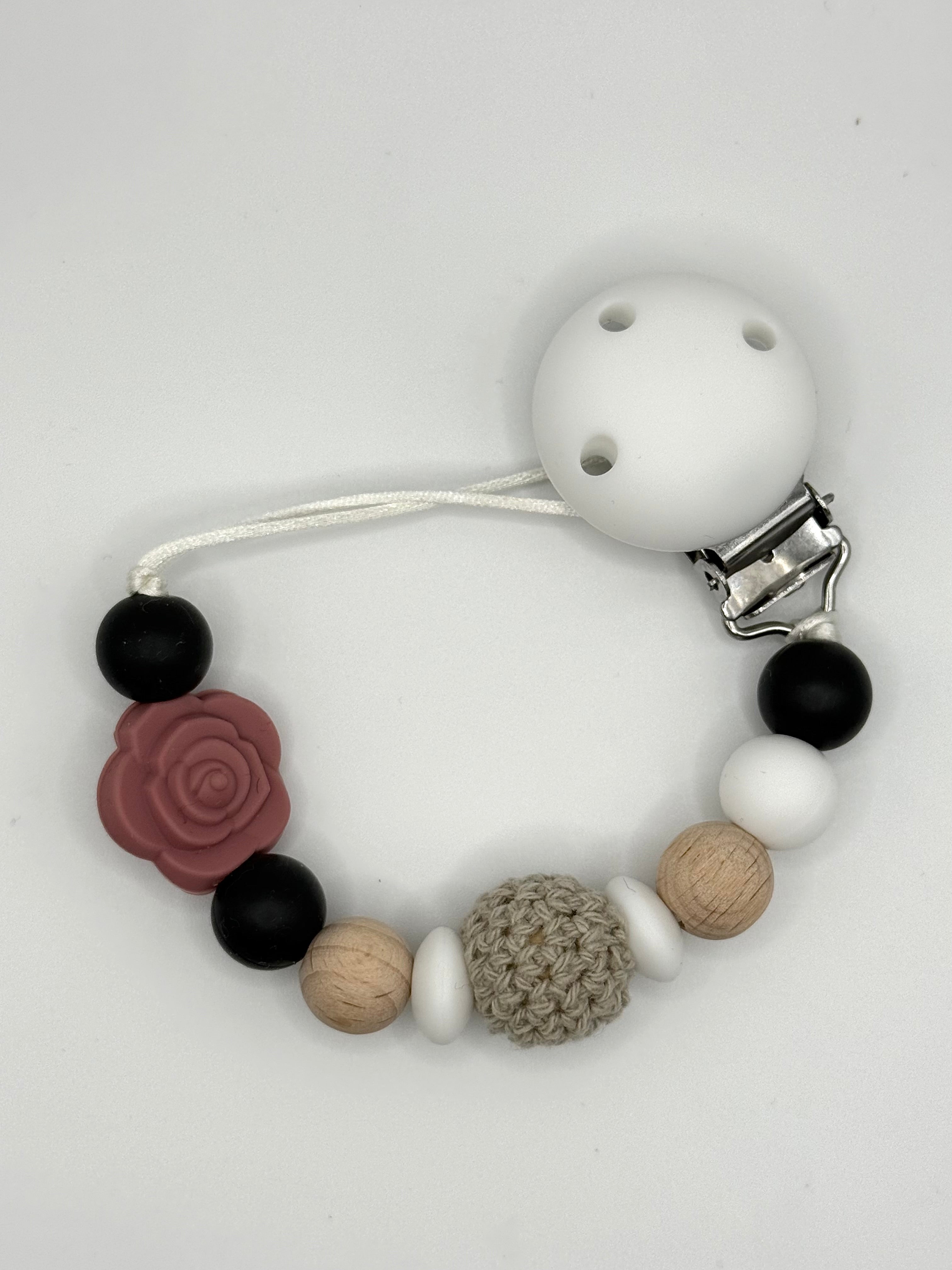 Attache-suces blanche - laine grise et fleur