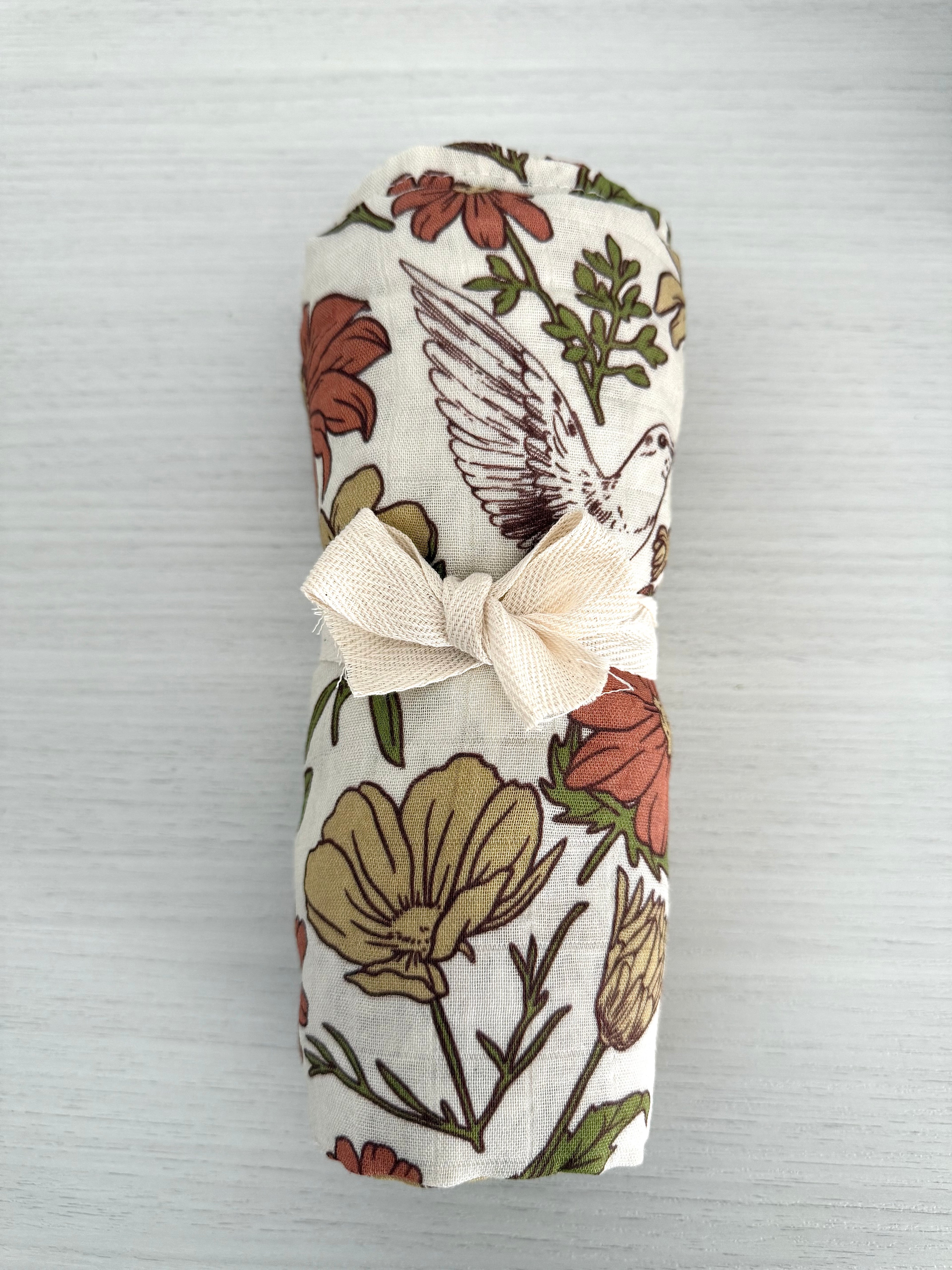 Mousseline - fleurs et colombe