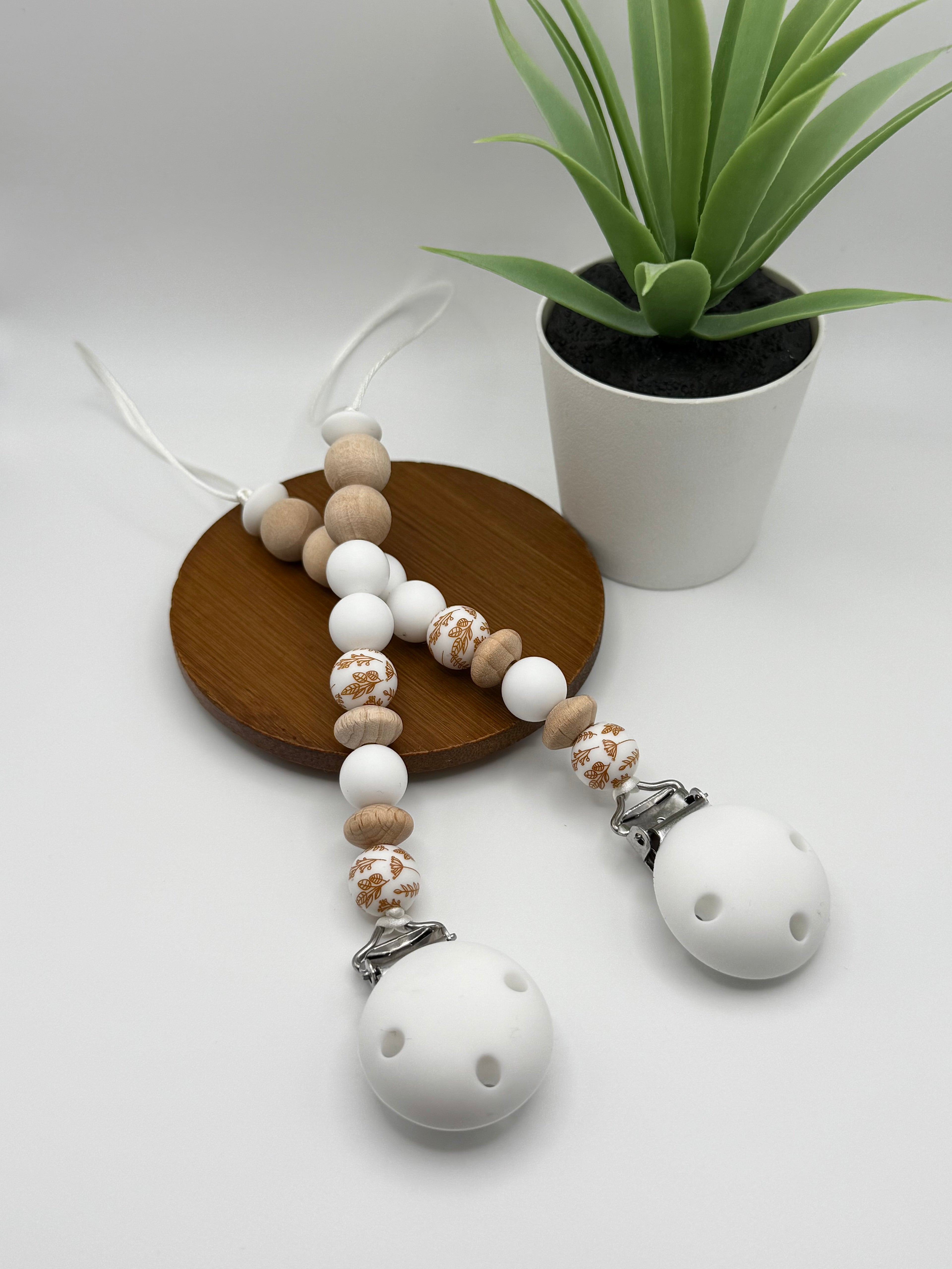 Clip blanche - motif feuille
