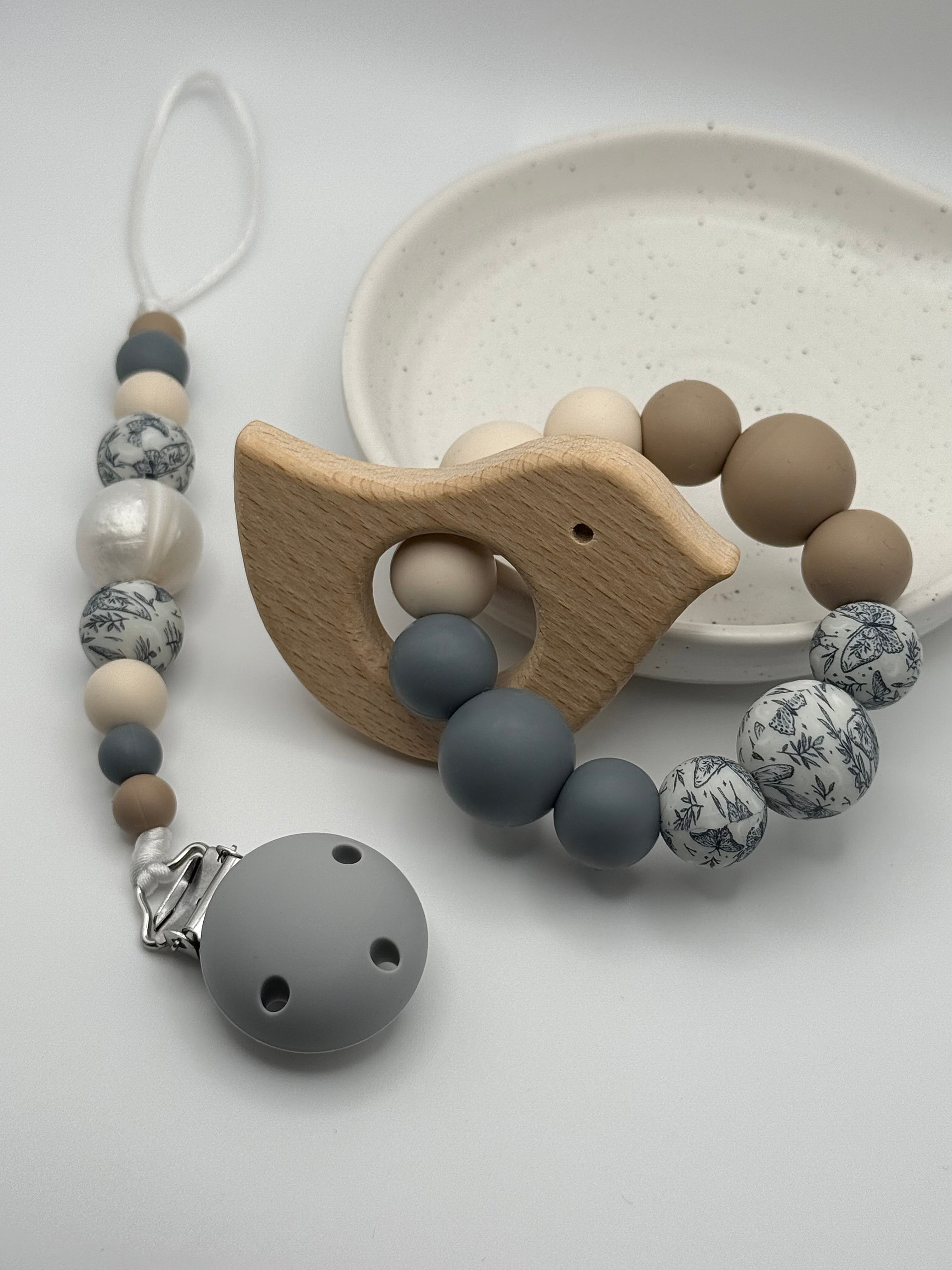 Oiseau en bois - papillon bleu