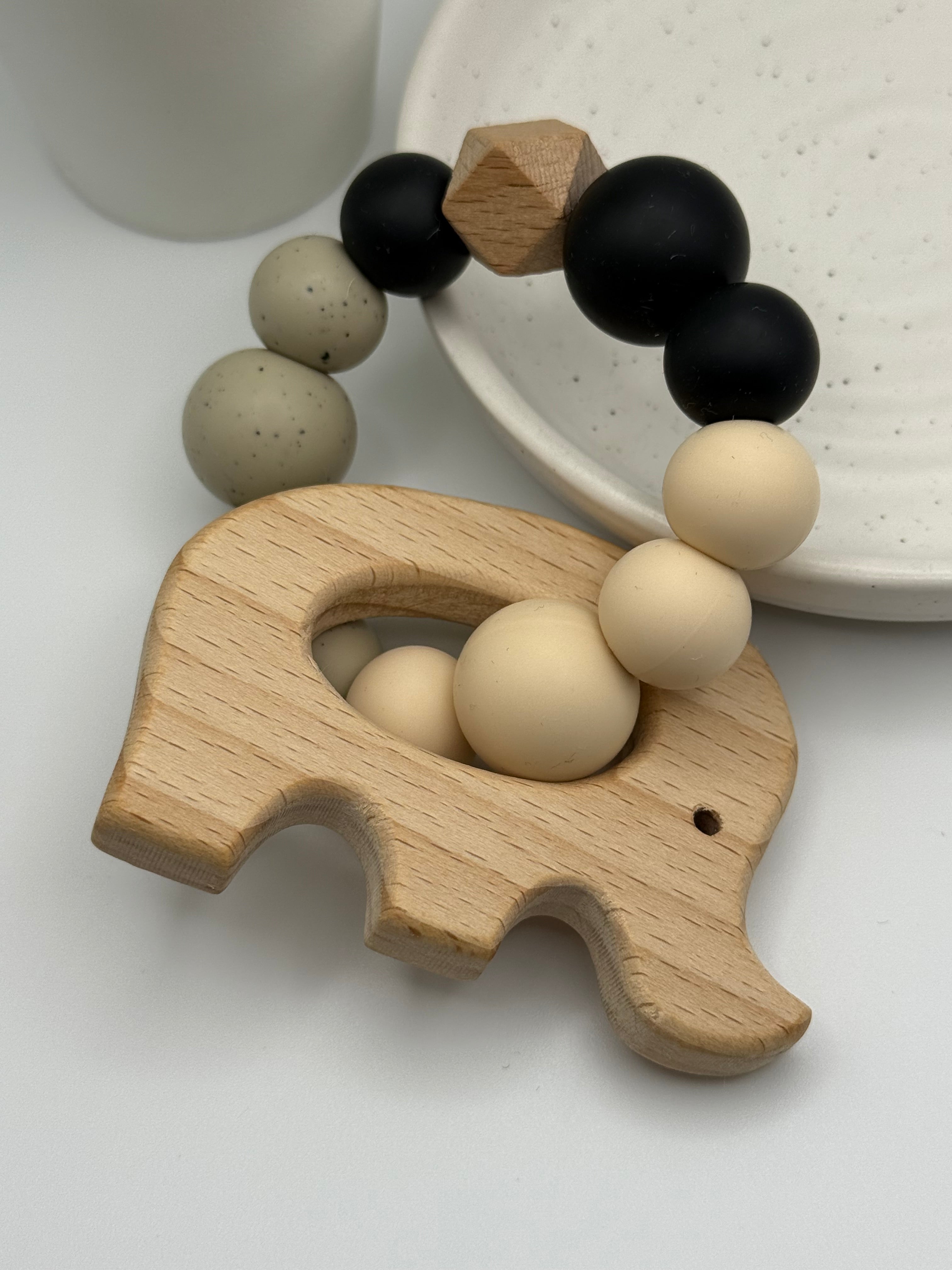 Éléphant en bois - confettis beige