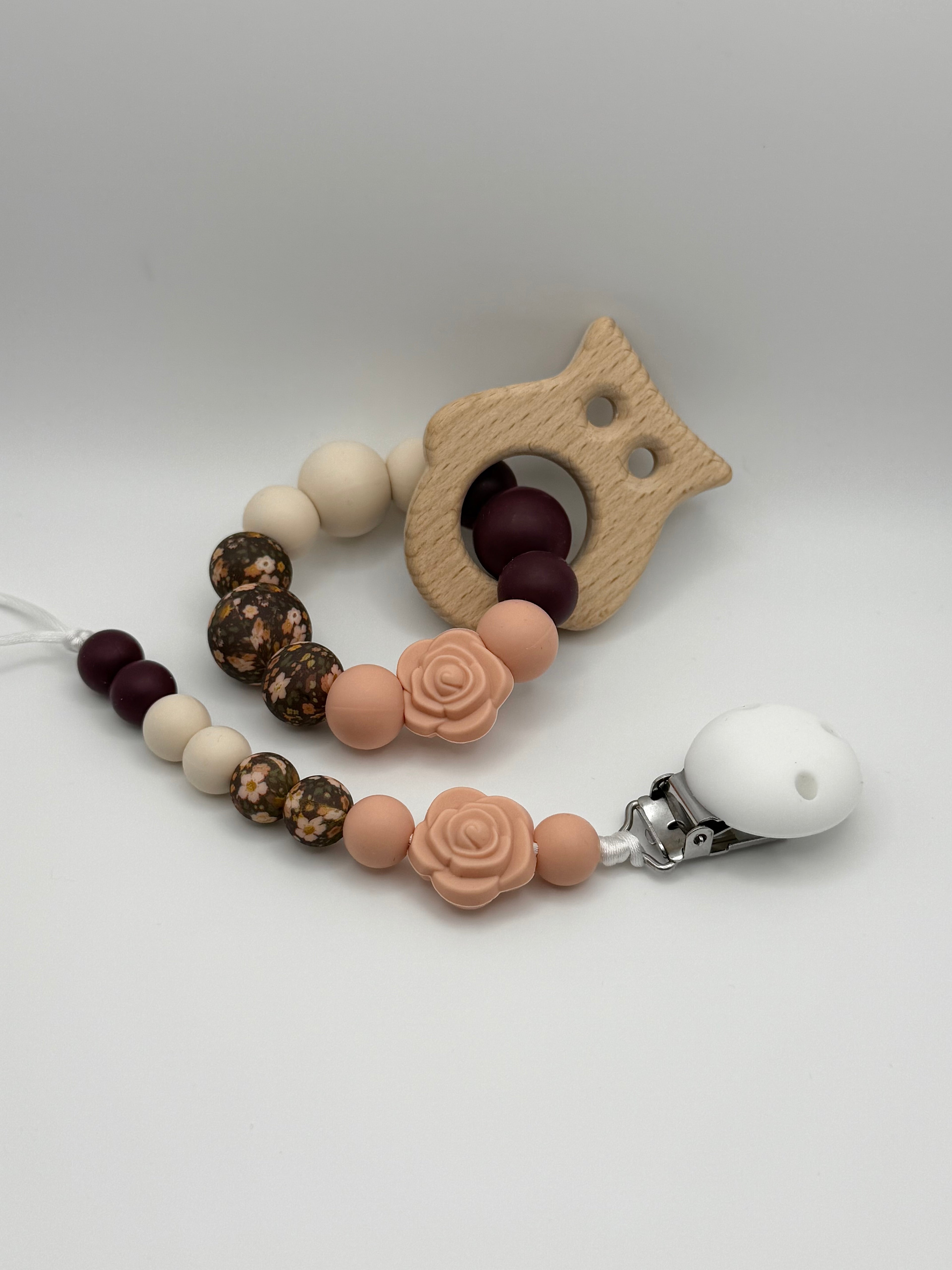 Hibou en bois - fleurs sauvages