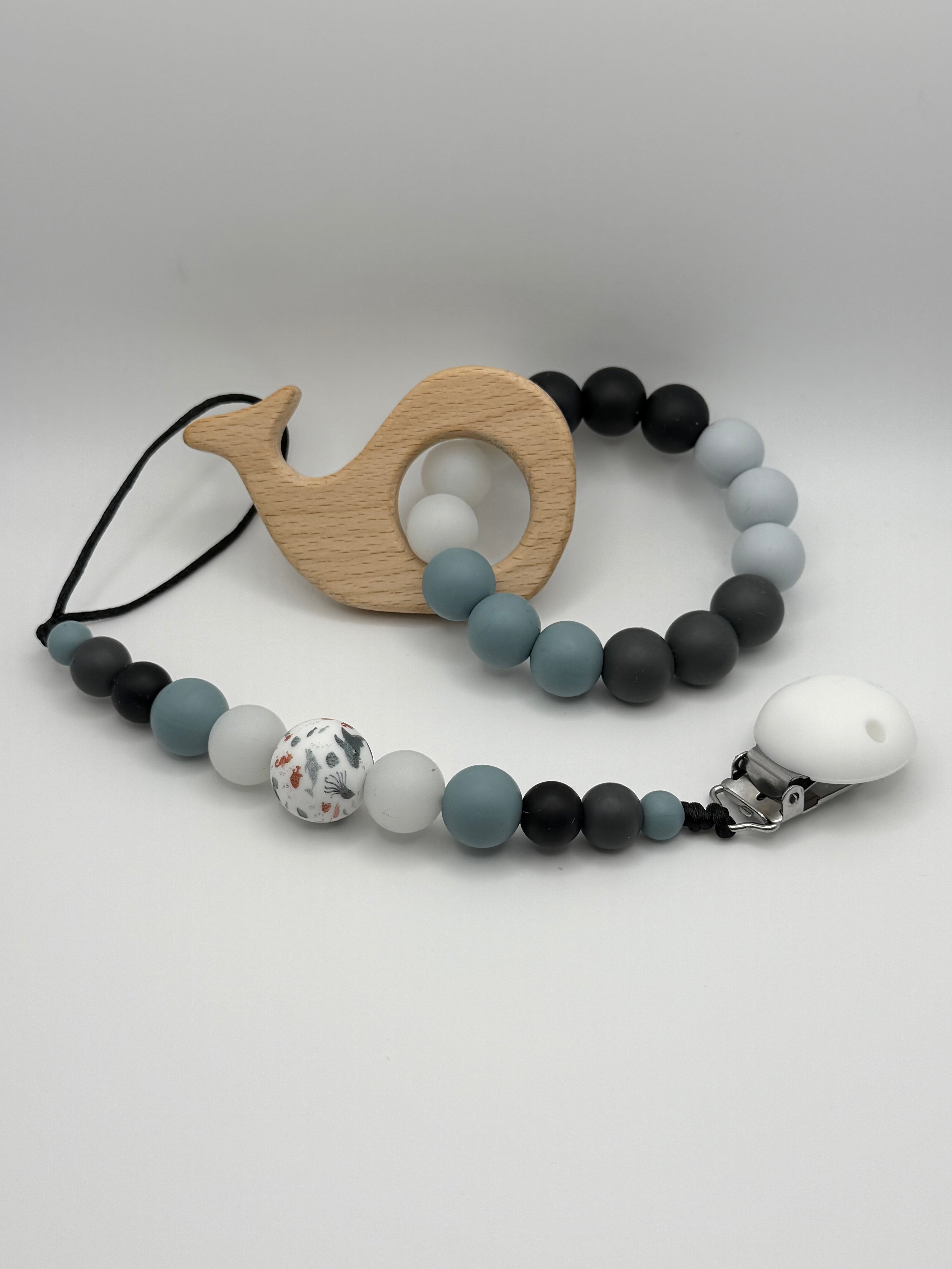 Baleine en bois - bleu océan