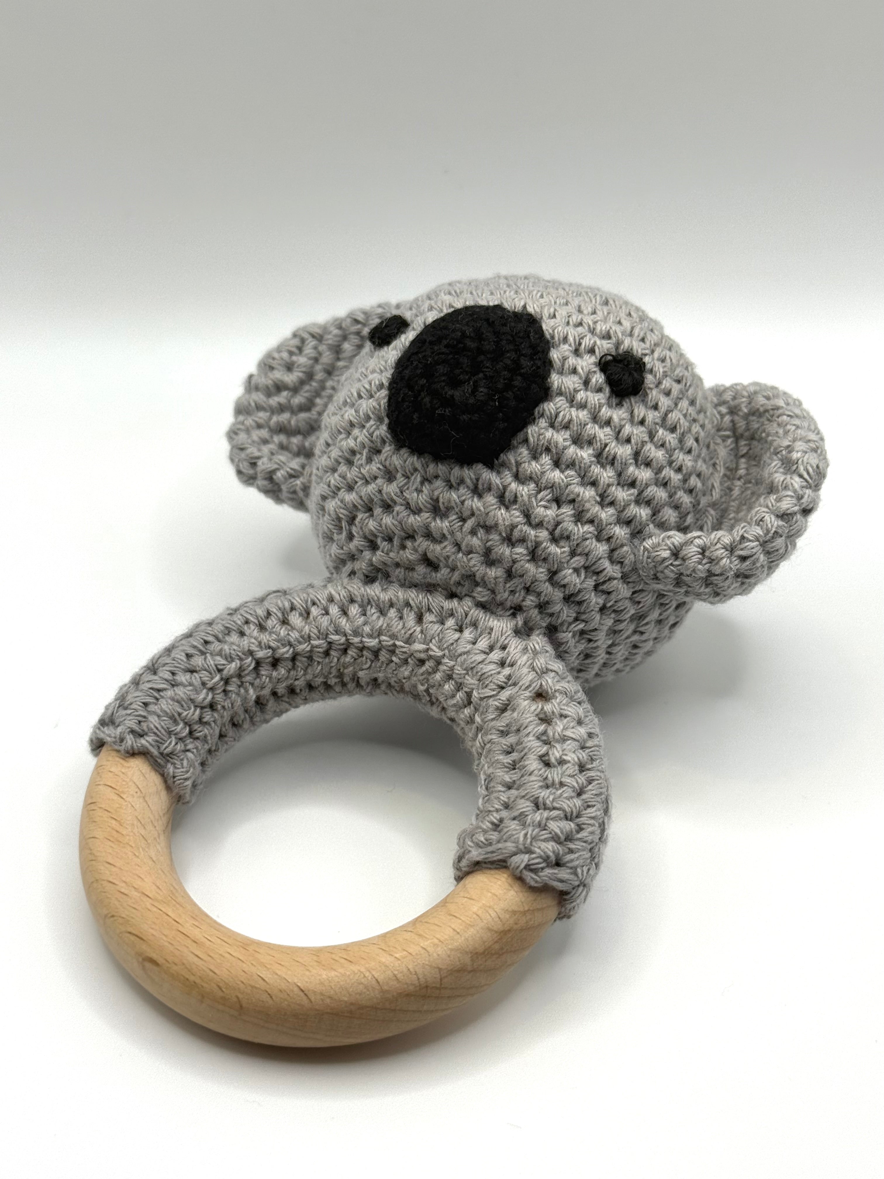 Hochet de bois crochetté - Koala